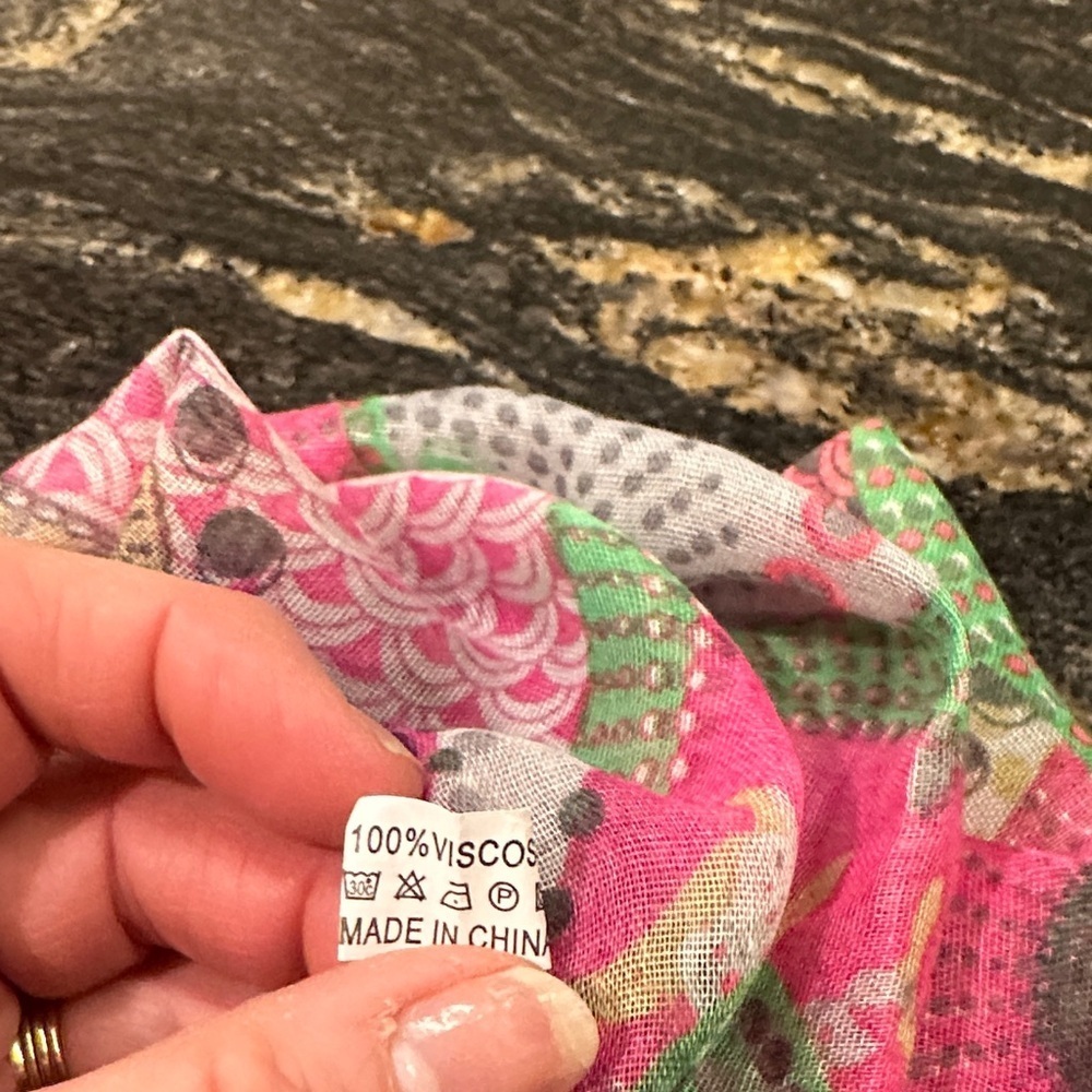 Colorful Geometric Patterned Scarf - Picture 2 of 4